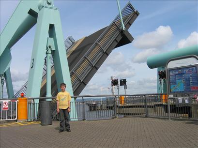 Lock Bridge at the barrage