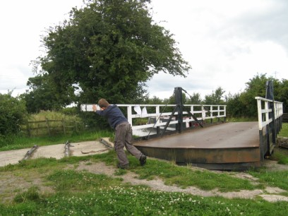 Will closing a swing bridge