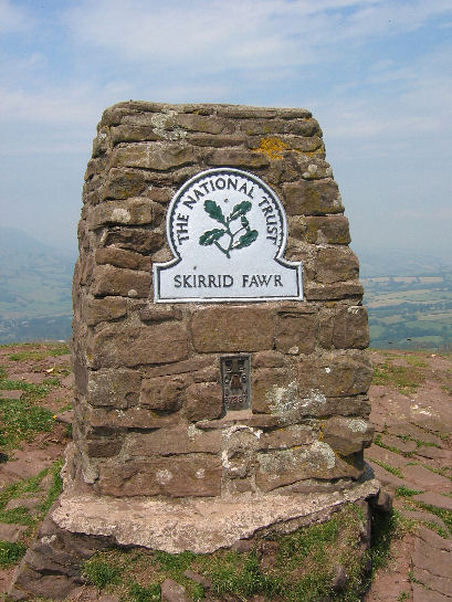 Stone clad trigpoint